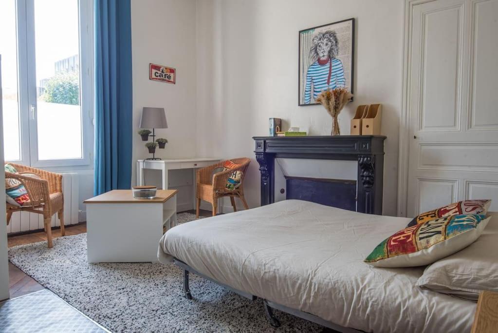 Ferienwohnung Le Petit Cosy Angers Exterior foto